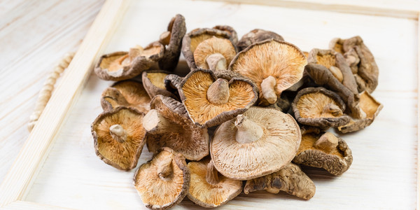 Buy VOILA Oyster Mushrooms - For Healthy Lifestyle, Fibre Rich Online ...