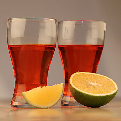 https://www.bigbasket.com/media/uploads/p/l/40114066_4-glass-ideas-juicewater-beer-crystal-glass-tumbler-potirio.jpg