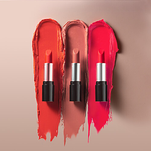 lakme envious red