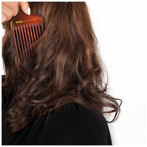 https://www.bigbasket.com/media/uploads/p/l/40247327-6_1-titania-afro-comb-with-handle-15-cm-large-havana-set-of-1-pc.jpg