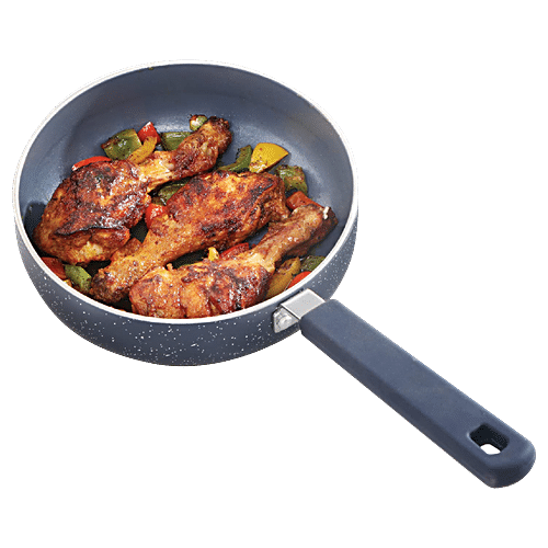 Buy Hawkins Ceramic Nonstick Frying Pan - 17 cm, Grey, ICF17 Online at Best  Price of Rs 1007 - bigbasket