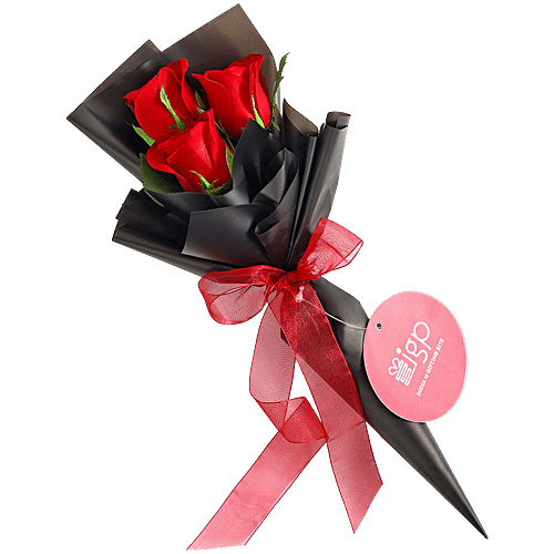 Buy IGP Captivating Rose Bouquet Online at Best Price of Rs null ...