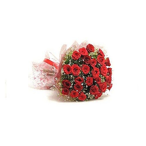 Buy Ferns N Petals Flower Bouquet Pure Love Roses 500 Gm Online at the ...