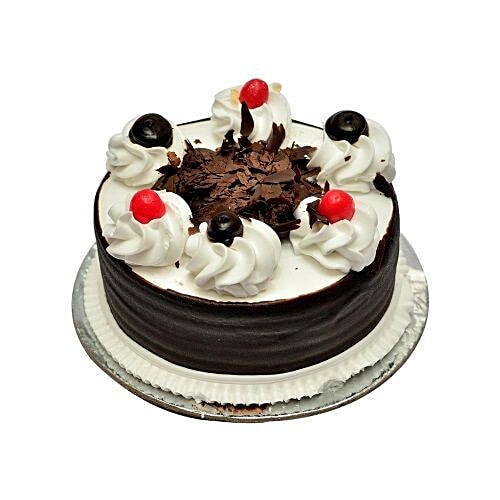 Buy Janta Bakery Fresh Cakes - Black Forest, Eggless Online at Best ...