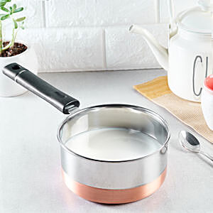 https://www.bigbasket.com/media/uploads/p/m/40185981-2_4-bb-home-stainless-steel-milk-sauce-pan-with-copper-bottom.jpg