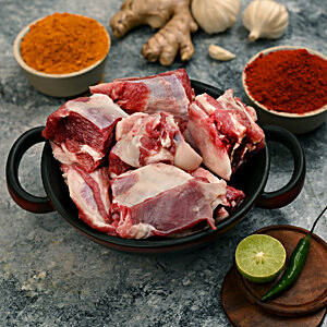 Buy Fresho Jhatka Mutton Shoulder Online at Best Price of Rs 579 ...