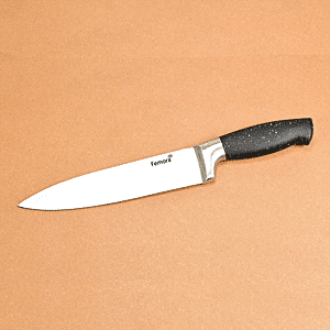 https://www.bigbasket.com/media/uploads/p/m/40239903_3-femora-carbon-steel-chef-knife-8-inch-high-grade-blade-for-cutting-vegetables-meat.jpg