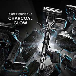 Buy Gillette Mach3 Charcoal Shaving Razor - For Men, New Enhanced  Lubrastrip, For A Clean Close Shave Online at Best Price of Rs 300 -  bigbasket