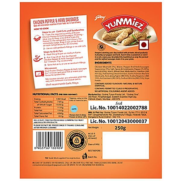 Godrej Yummiez Yummiez Pepper & Herb Chicken Sausages 250 g