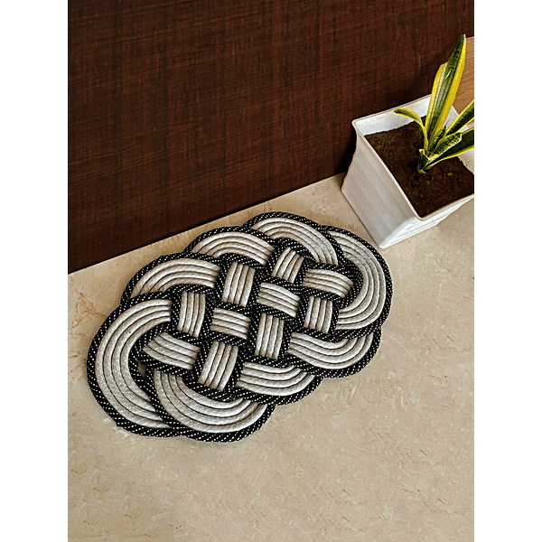 VTI Home Collection Cotton Polyester Hand Woven Door/Floor/Bath Mat/ Runner  - Soft, Durable & Washable, 1 pc