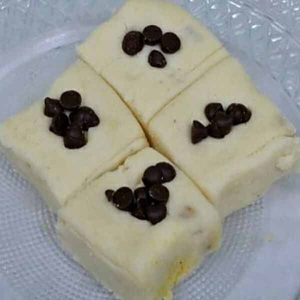 Buy Makhanlal Das Sons Sweets White Butter Scotch 5 Pcs Online At The