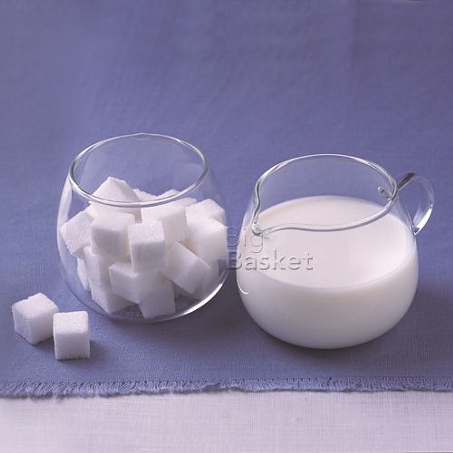 https://www.bigbasket.com/media/uploads/p/xxl/40007076_2-borosil-milk-sugar-pot.jpg