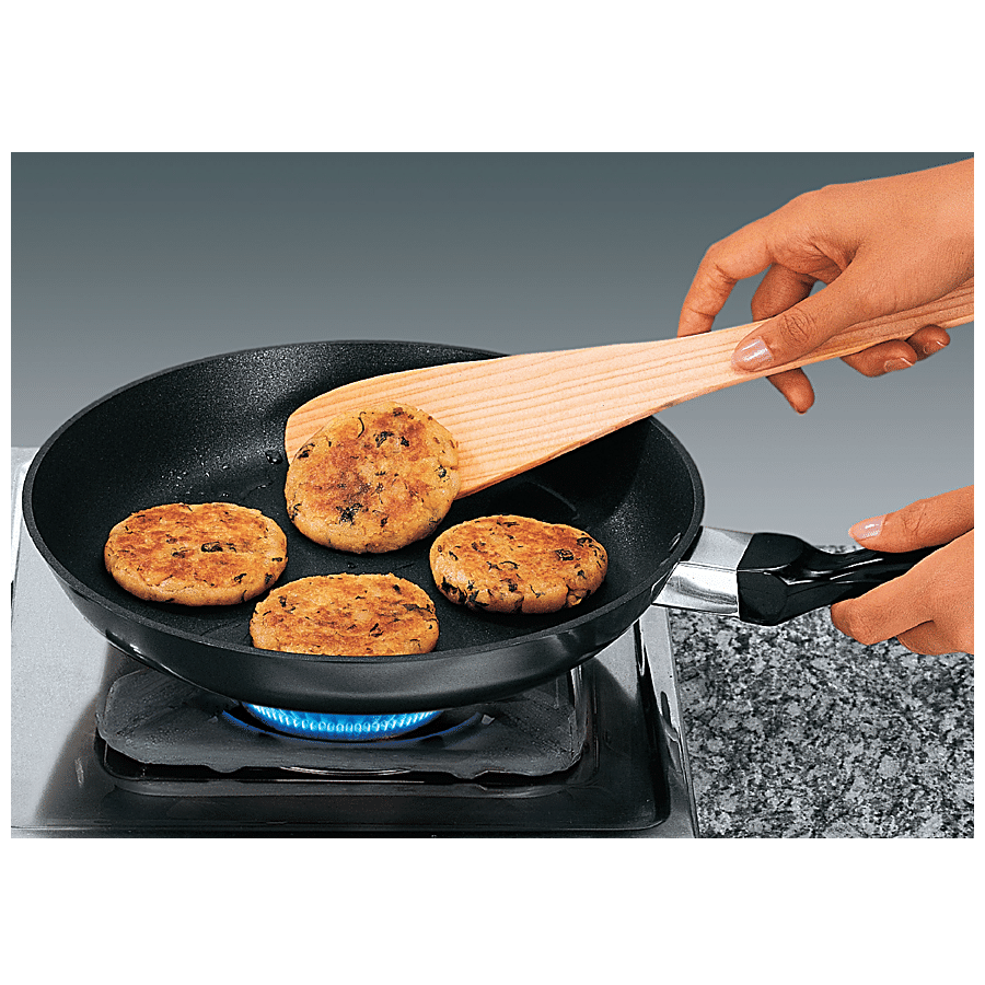 Buy Hawkins Futura Non-Stick 26cm Flat Tawa, Pancake Pan, Flat Pan, Black  (NFT26P) Online at Best Prices in India - JioMart.