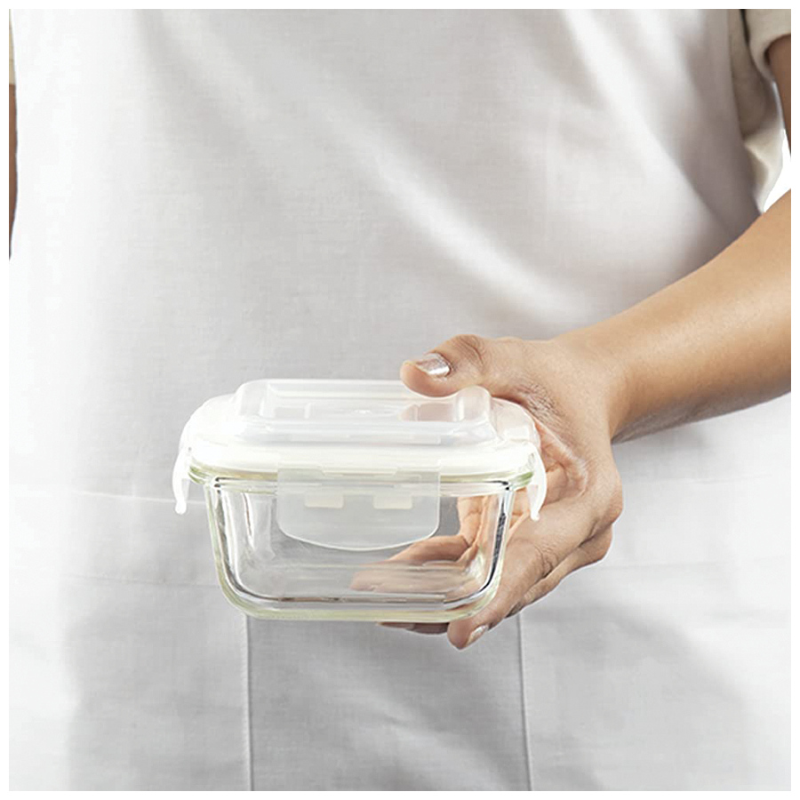 https://www.bigbasket.com/media/uploads/p/xxl/40240362-4_2-borosil-klip-n-store-glass-storage-container-with-air-tight-lid-microwave-safe-square-clear.jpg