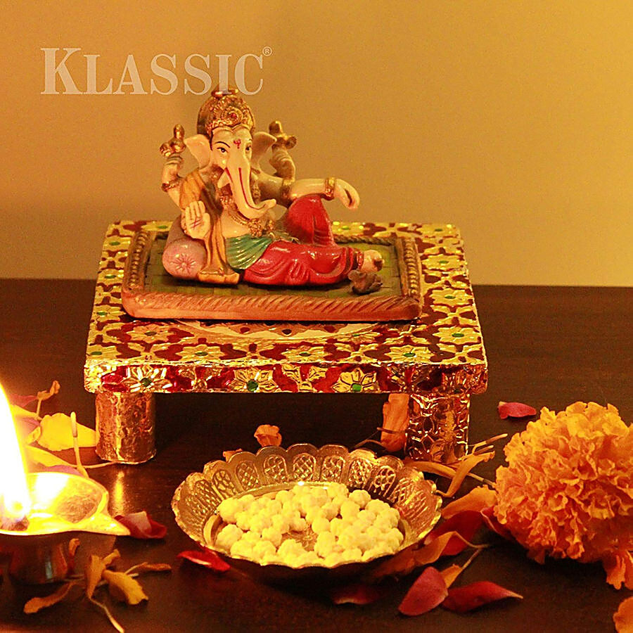 Buy Klassic Gold Brass Pooja Thali (4 items) Online at Best Prices in India  - JioMart.