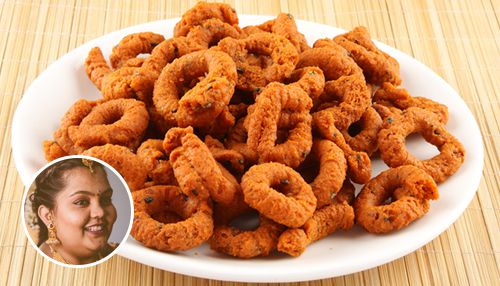 Kodubale Recipe: How to Make Kodubale Recipe - bigbasket Cookbook ...